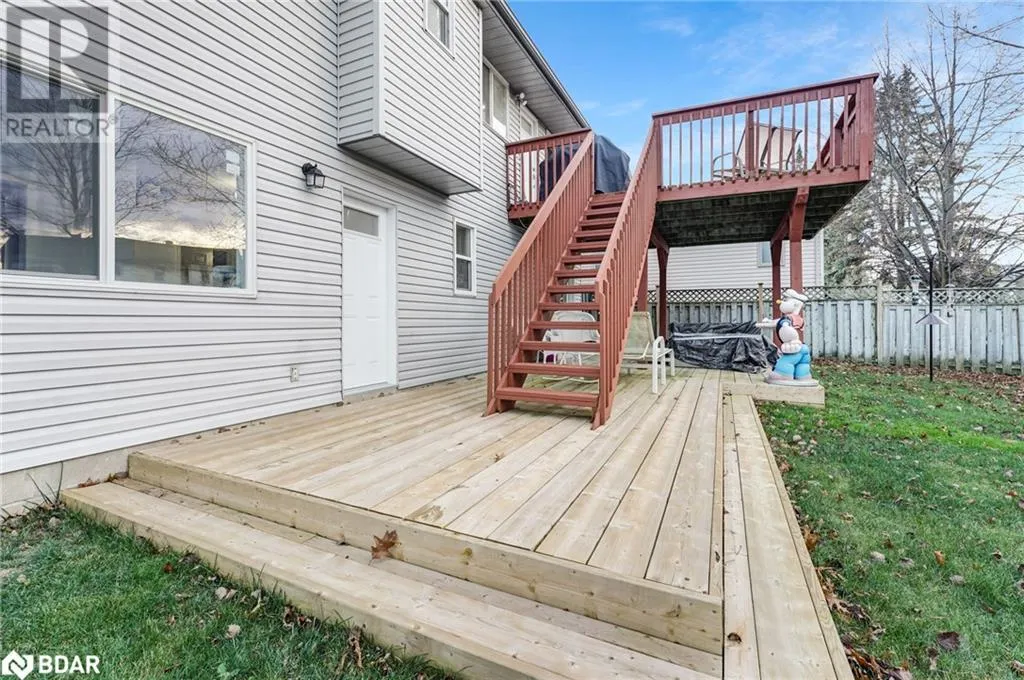 12 RIVERDALE Drive