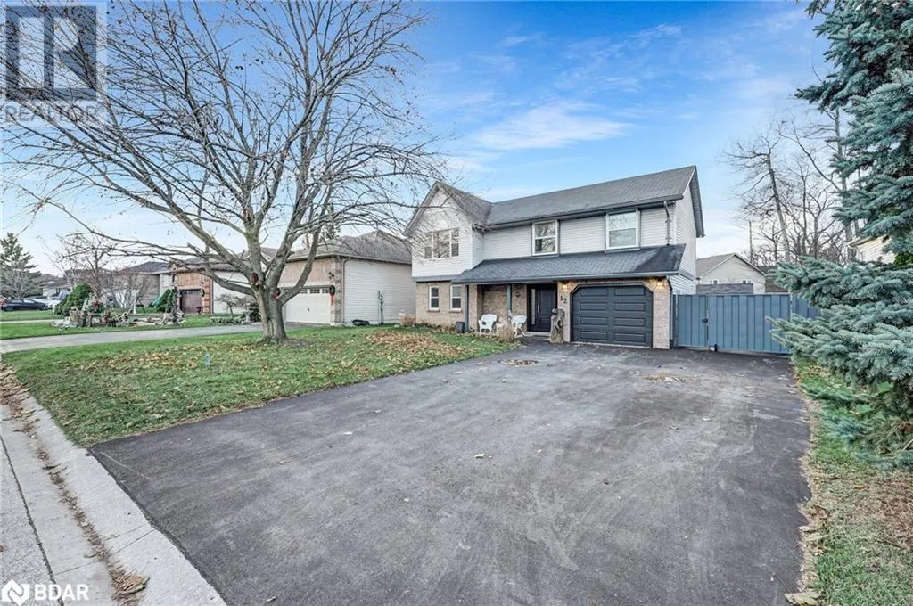 12 RIVERDALE Drive