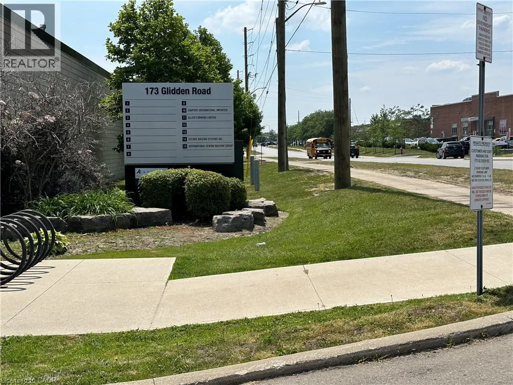 173 GLIDDEN Road Unit# 14, #14