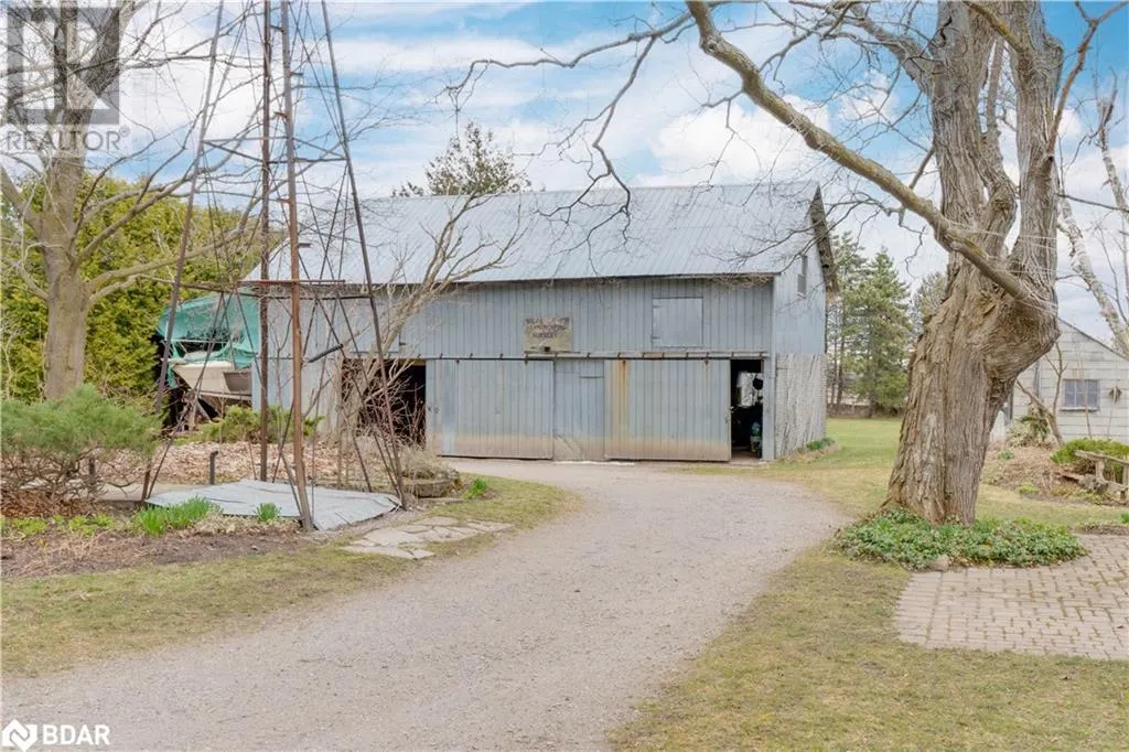 7089 5TH Sideroad