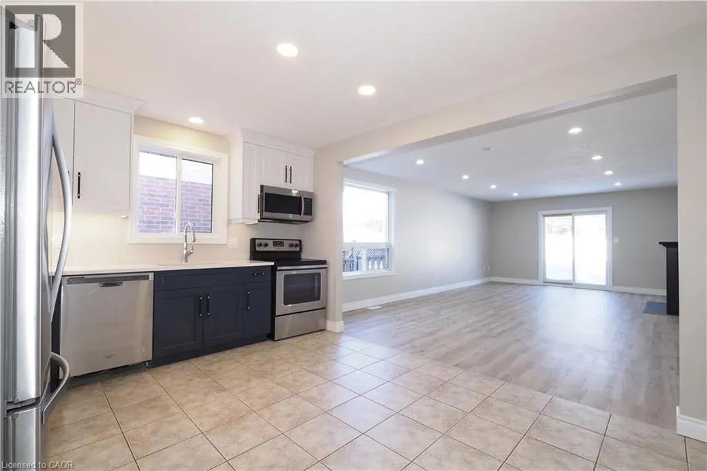 34 ROBB Road
