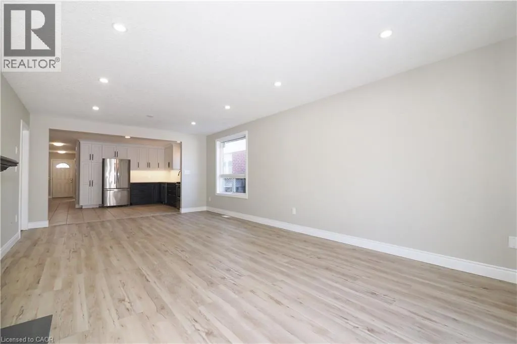 34 ROBB Road