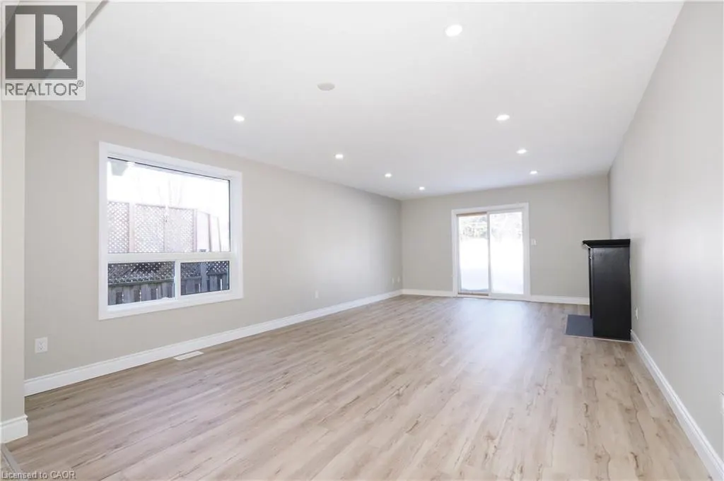 34 ROBB Road