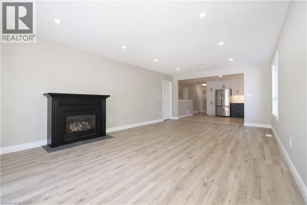 34 ROBB Road