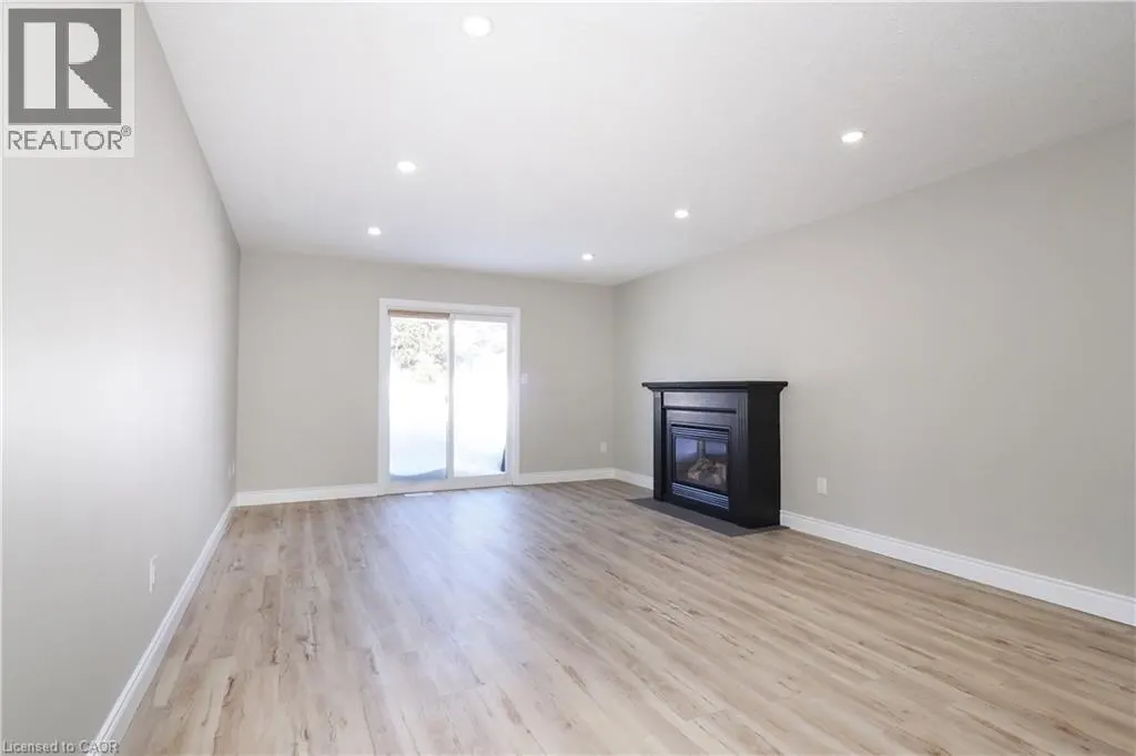 34 ROBB Road