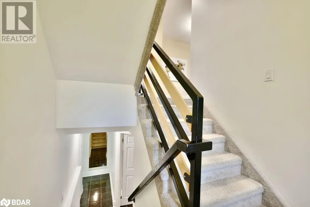 25 LAIDLAW Street
