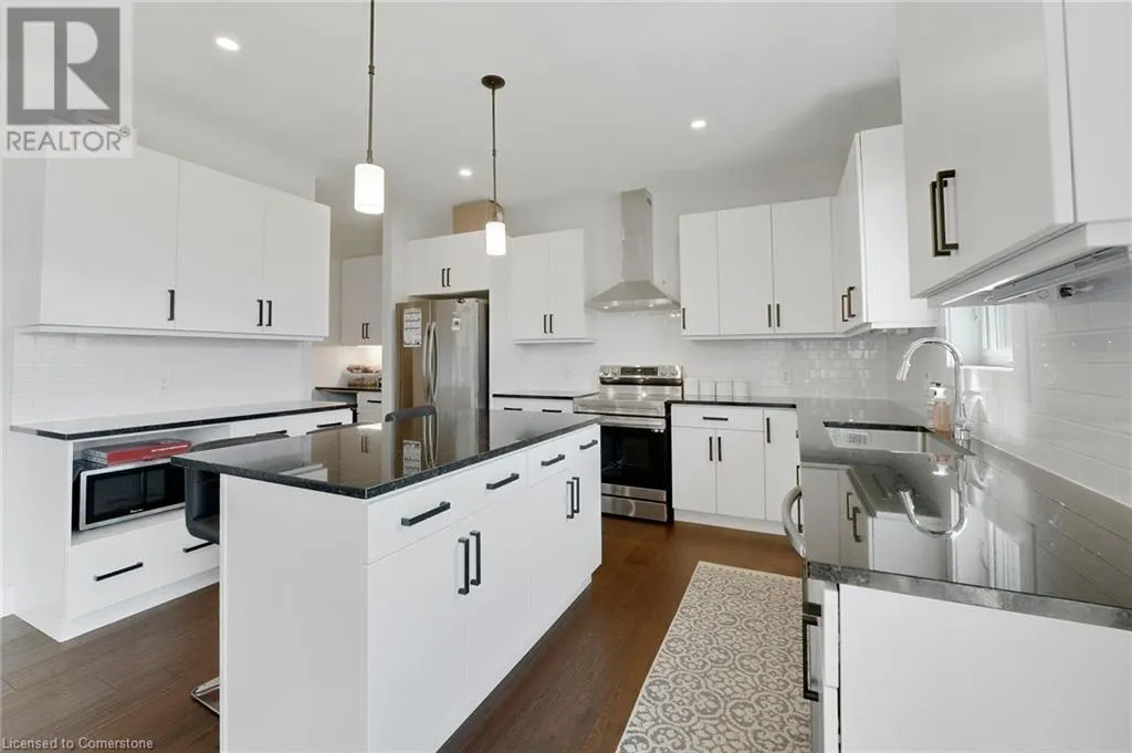 7266 SILVER CREEK Circle