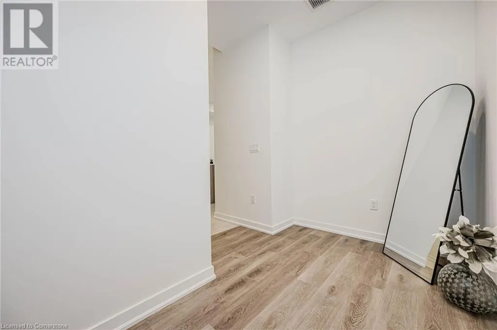 4040 UPPER MIDDLE Road Unit# 106, #106