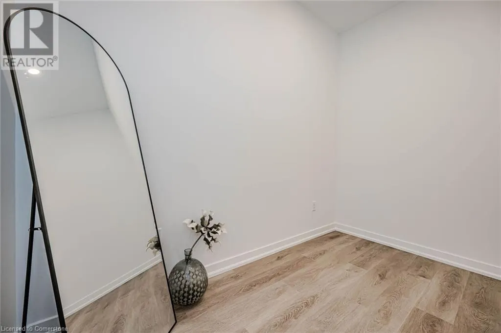 4040 UPPER MIDDLE Road Unit# 106, #106