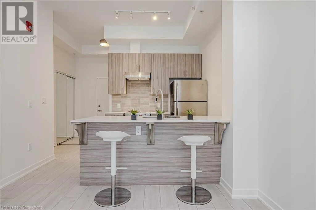 4040 UPPER MIDDLE Road Unit# 106, #106