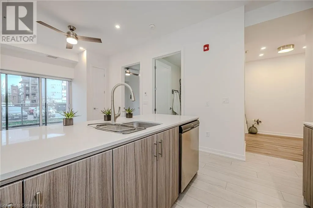 4040 UPPER MIDDLE Road Unit# 106, #106