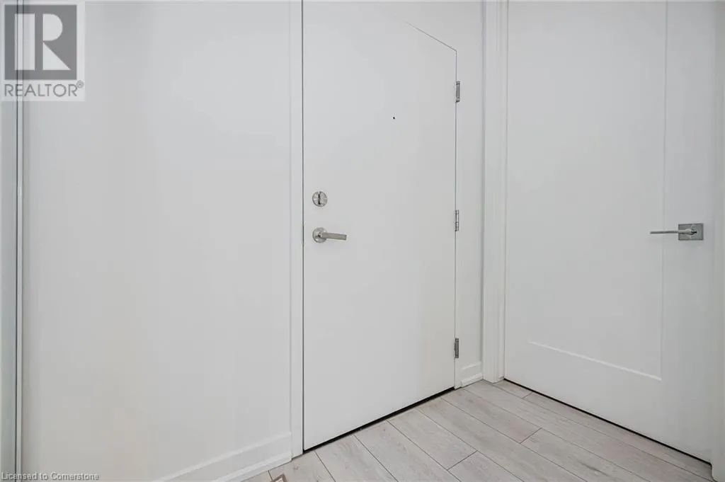 4040 UPPER MIDDLE Road Unit# 106, #106