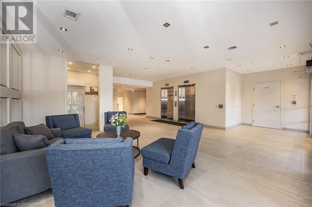 4040 UPPER MIDDLE Road Unit# 106, #106