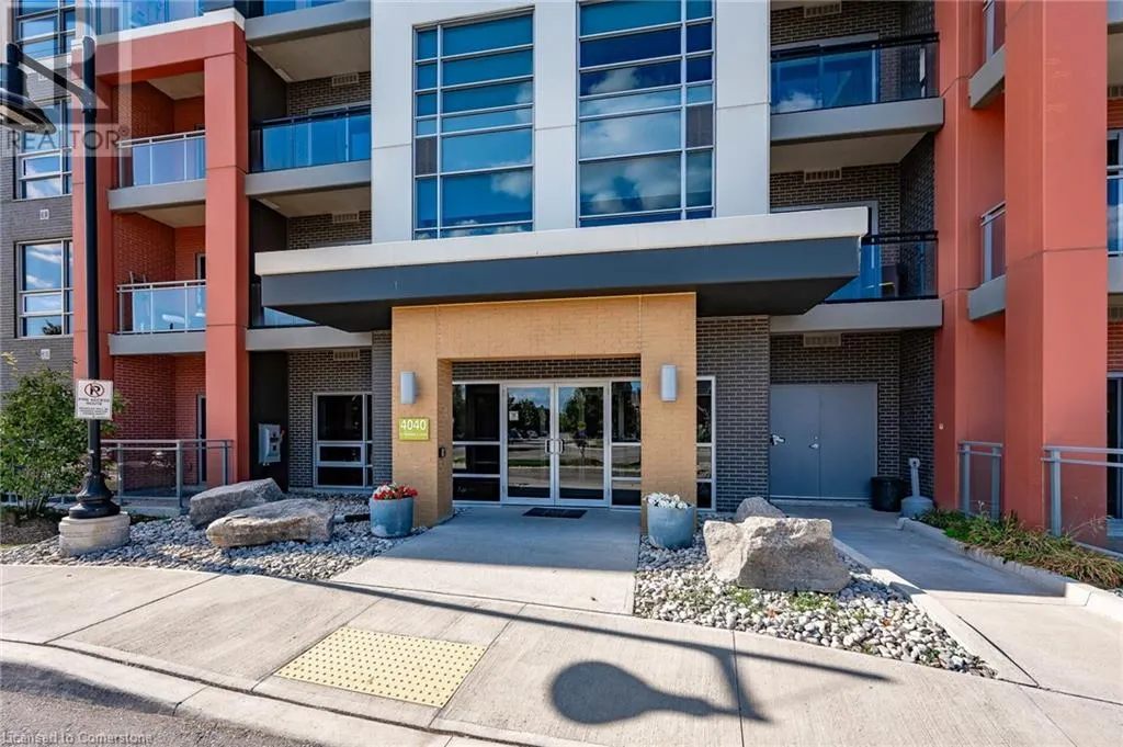 4040 UPPER MIDDLE Road Unit# 106, #106