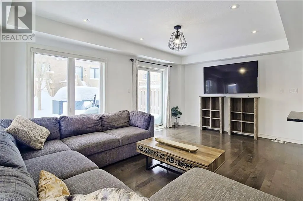 91 E POPPY Drive E Unit# 13, #13