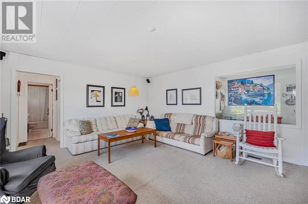 1125 WOODLAND Drive