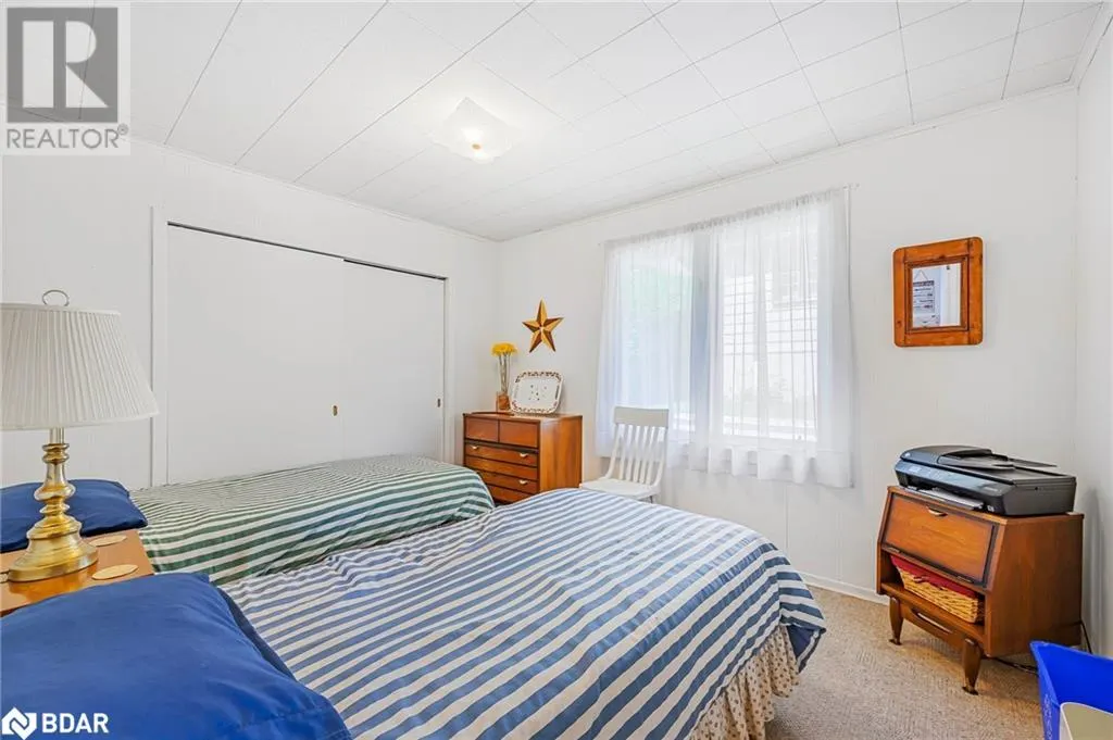 1125 WOODLAND Drive
