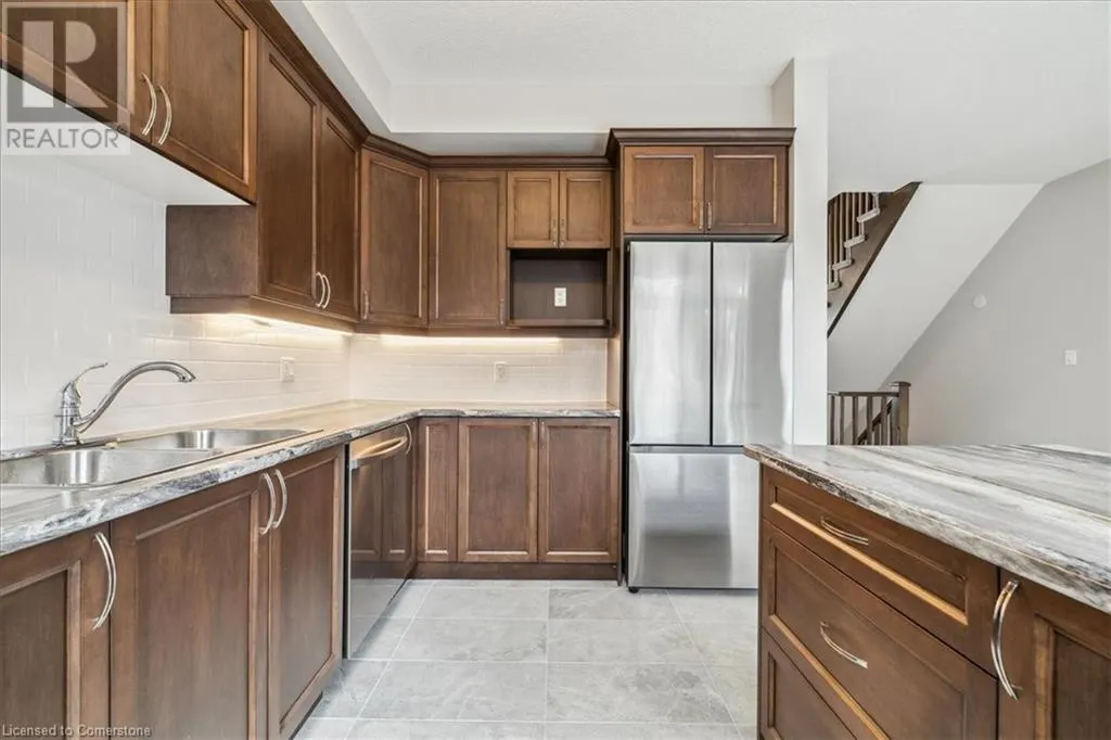 445 ONTARIO Street S Unit# 48, #48