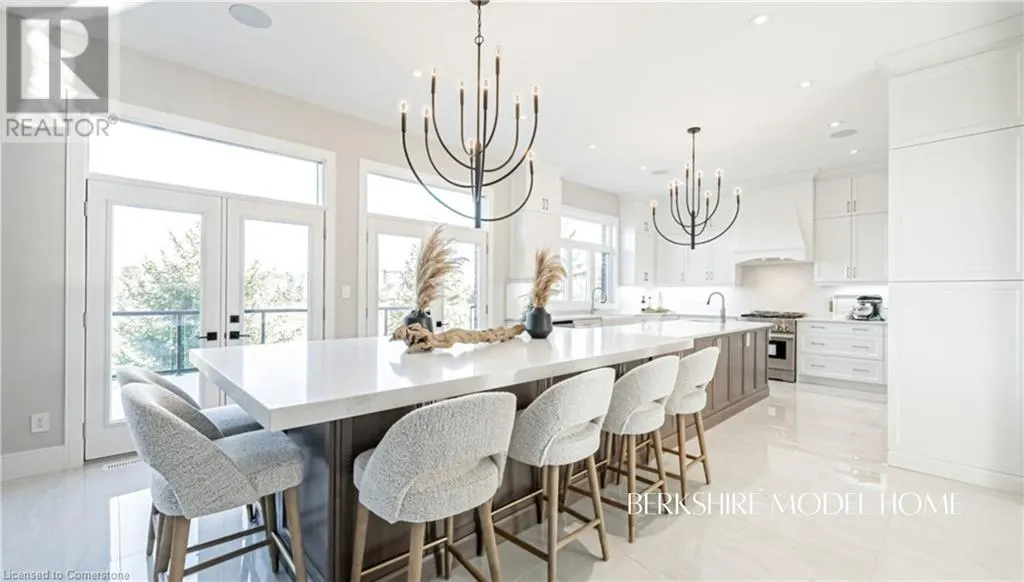 33 WORKMAN Crescent