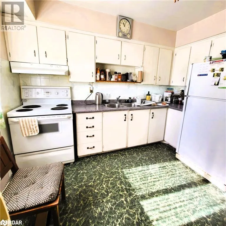 104 BARONWOOD Court Unit# 104, #104