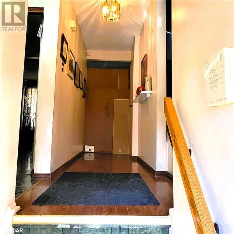 104 BARONWOOD Court Unit# 104, #104