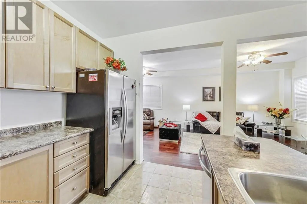 86 GLENDARLING Crescent