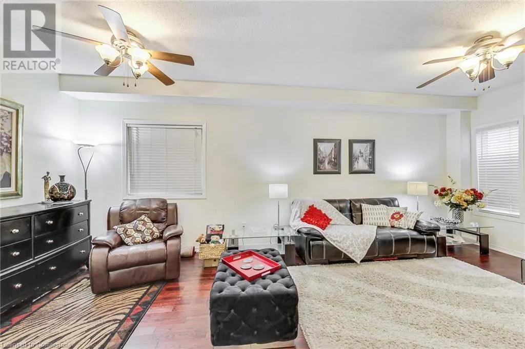 86 GLENDARLING Crescent