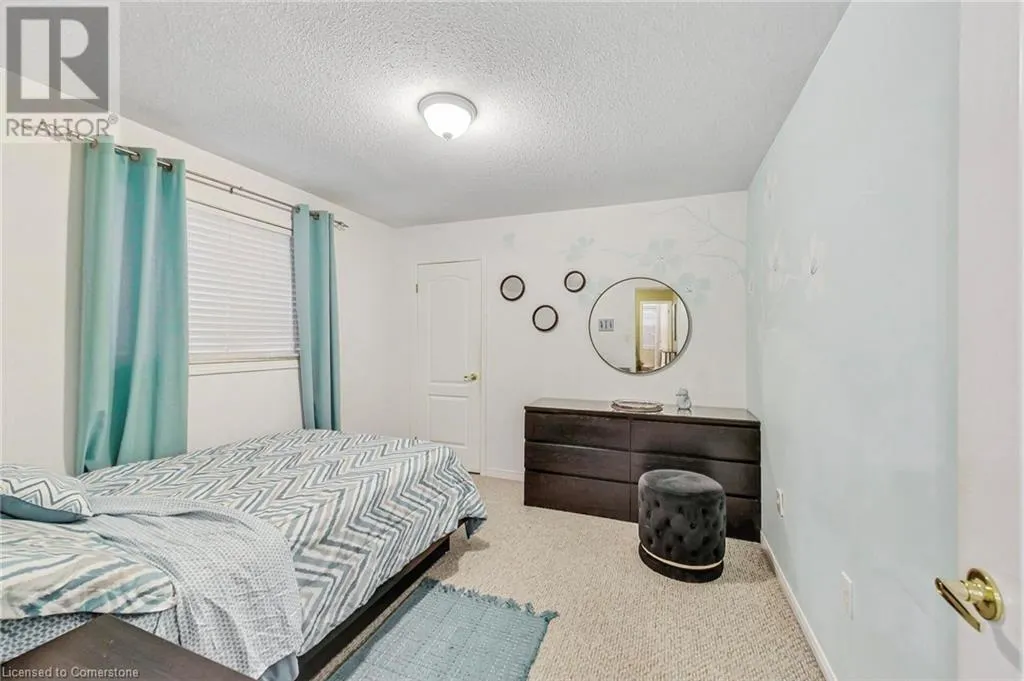 86 GLENDARLING Crescent