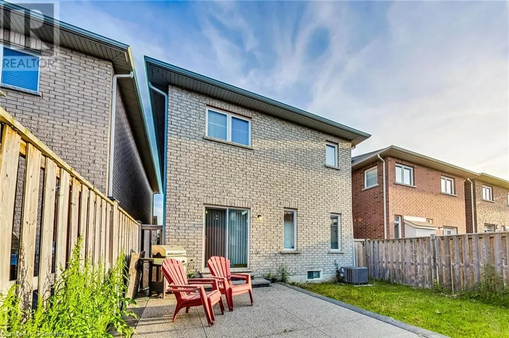 86 GLENDARLING Crescent