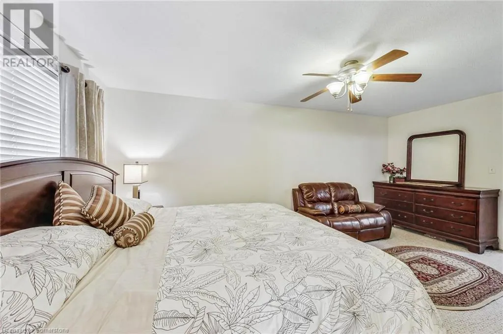 86 GLENDARLING Crescent