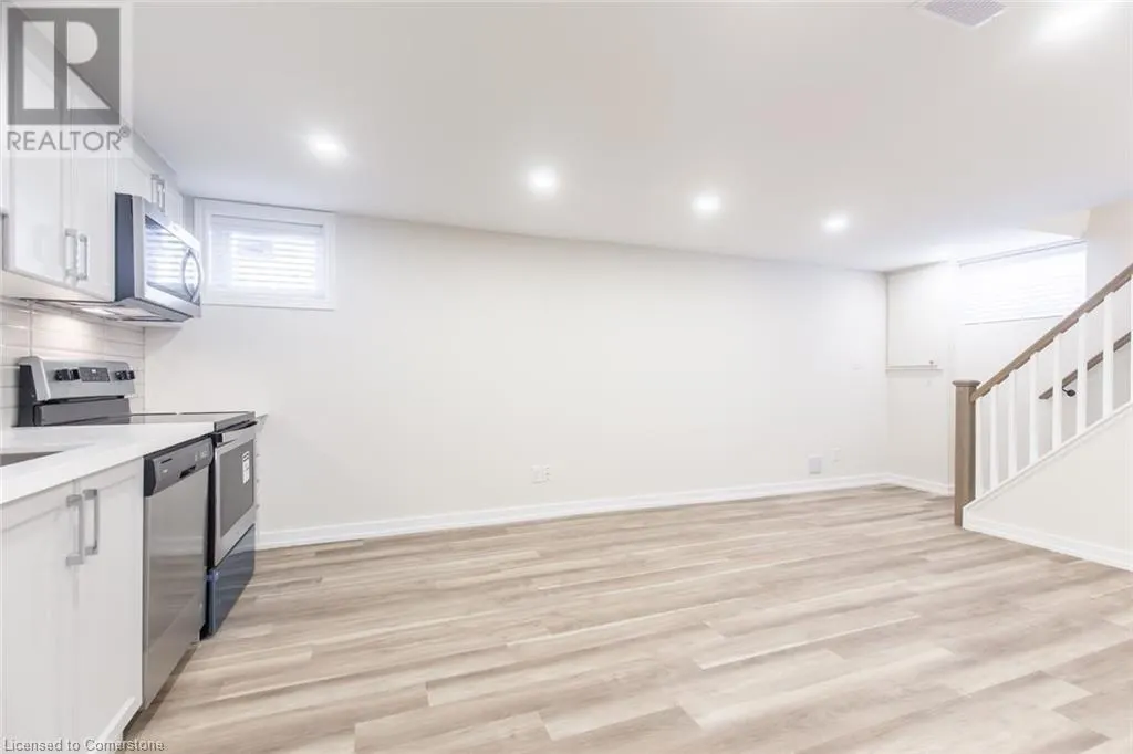9 WEST 22ND Street