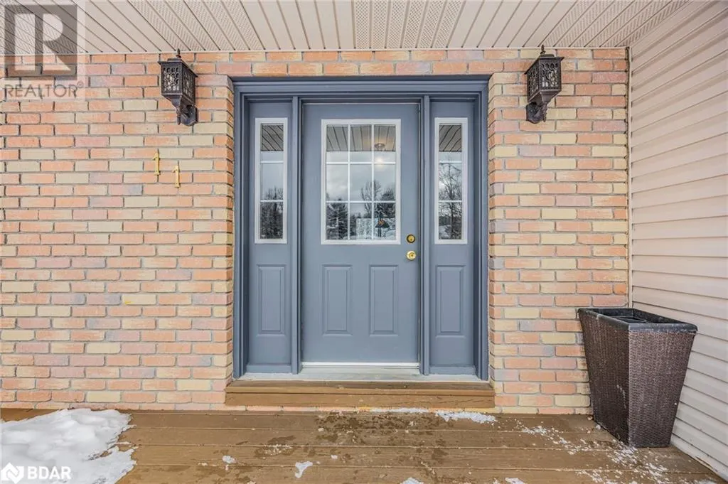 11 MAPLE Court