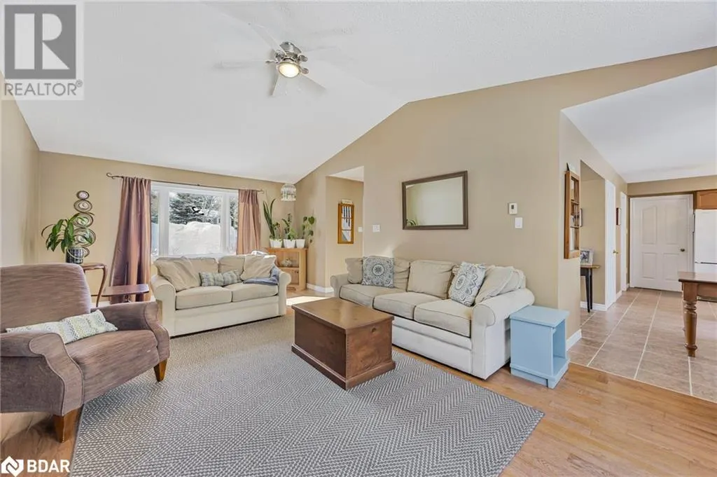 11 MAPLE Court