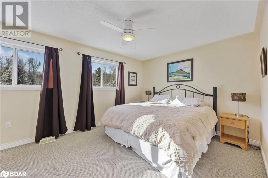 11 MAPLE Court