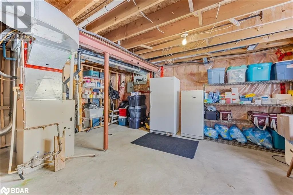 11 MAPLE Court