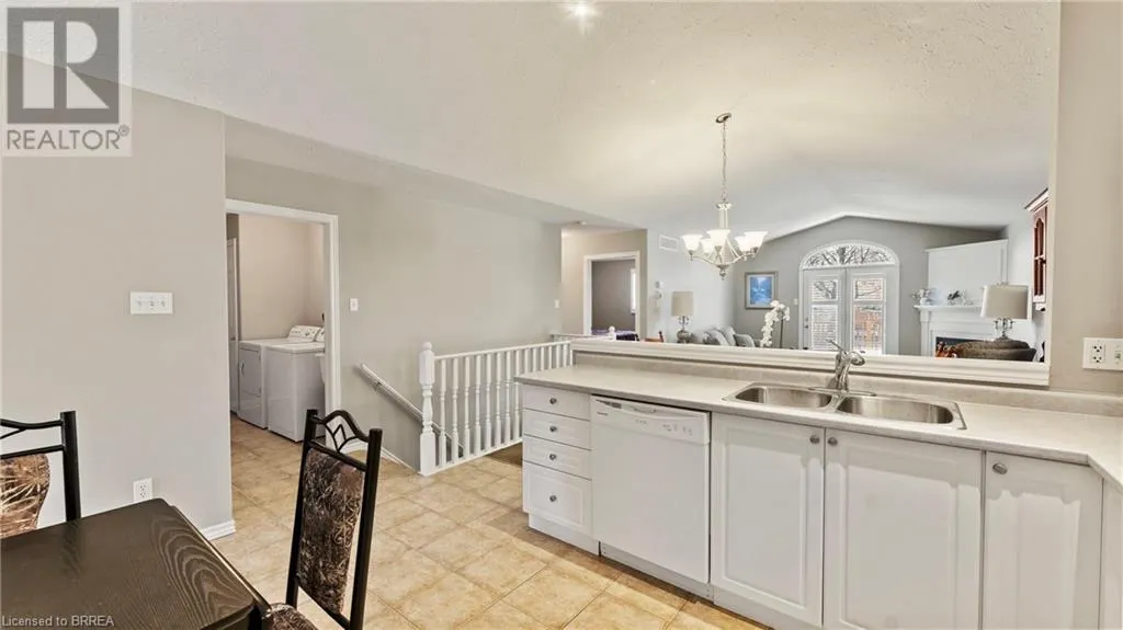 73 MORTON Avenue Unit# 4, #4