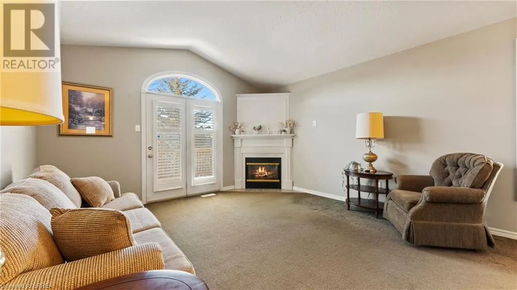 73 MORTON Avenue Unit# 4, #4