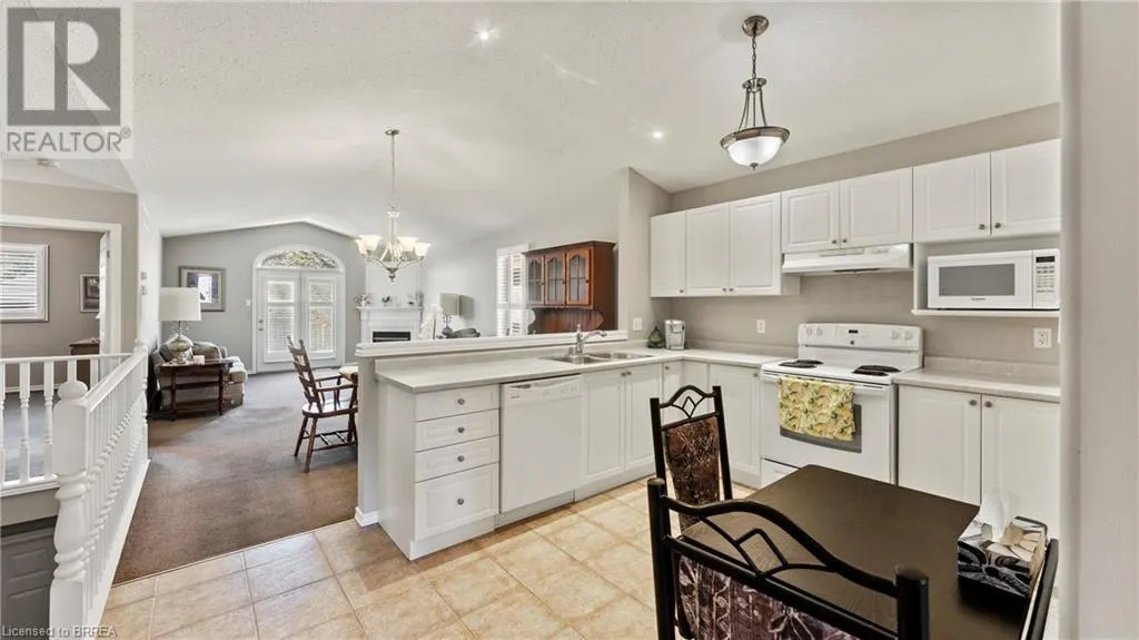 73 MORTON Avenue Unit# 4, #4