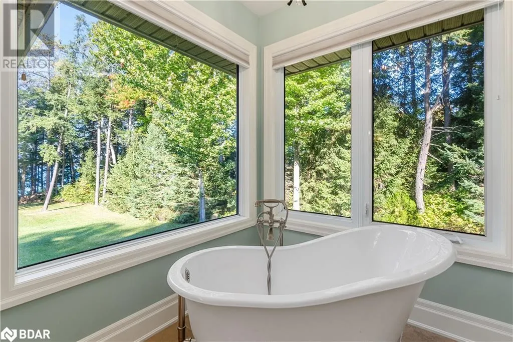 1220 SHOREVIEW Drive