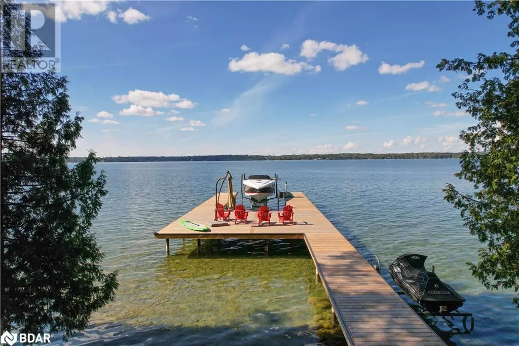 1220 SHOREVIEW Drive