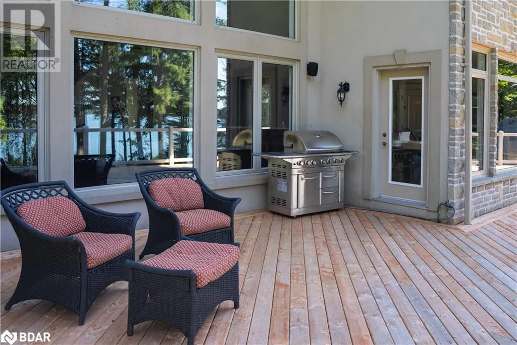 1220 SHOREVIEW Drive