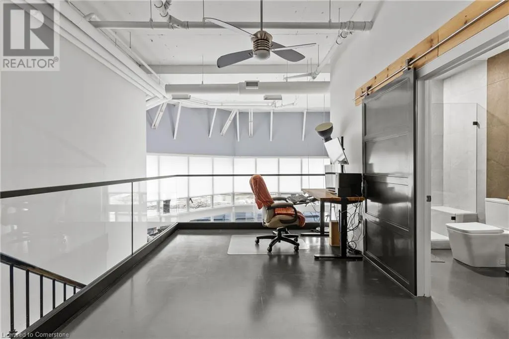 66 BAY Street S Unit# 105, #105