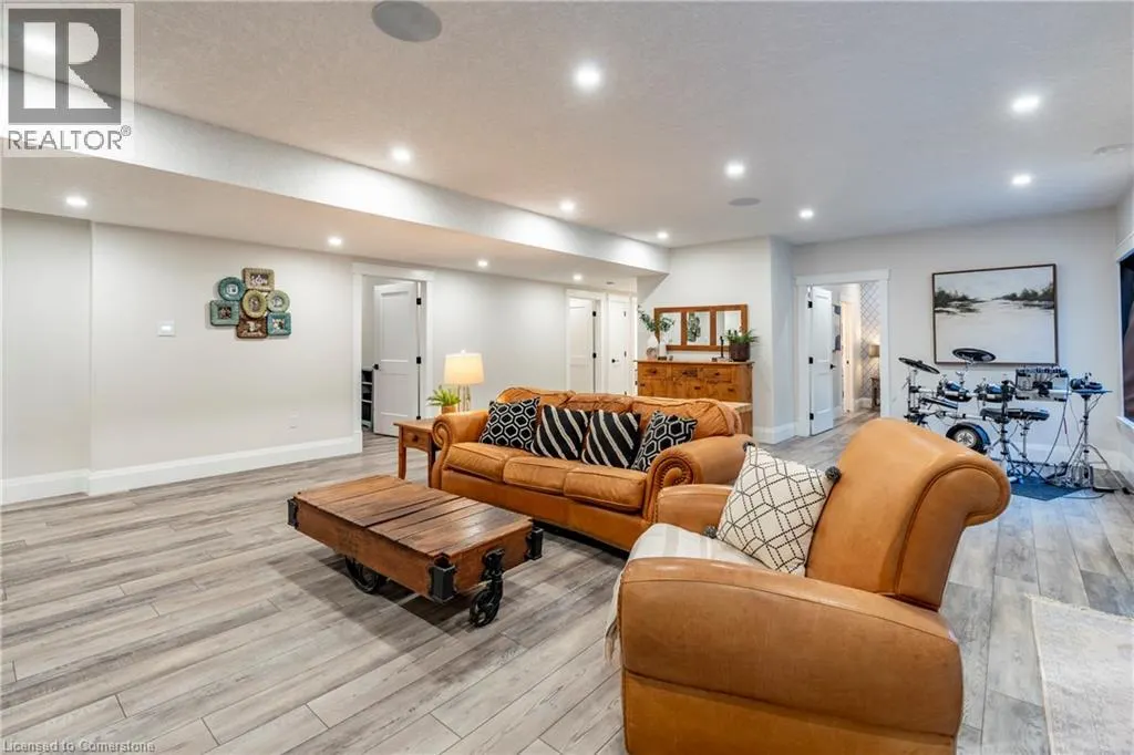 7404 WELLINGTON ROAD 11
