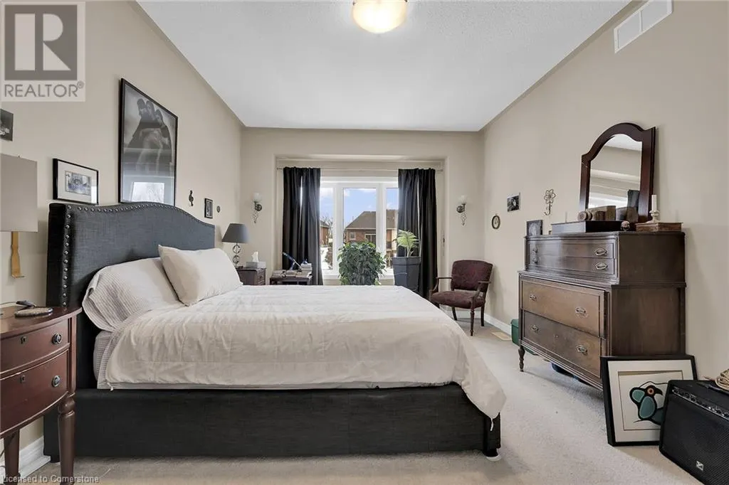 15 IRON BRIDGE Court