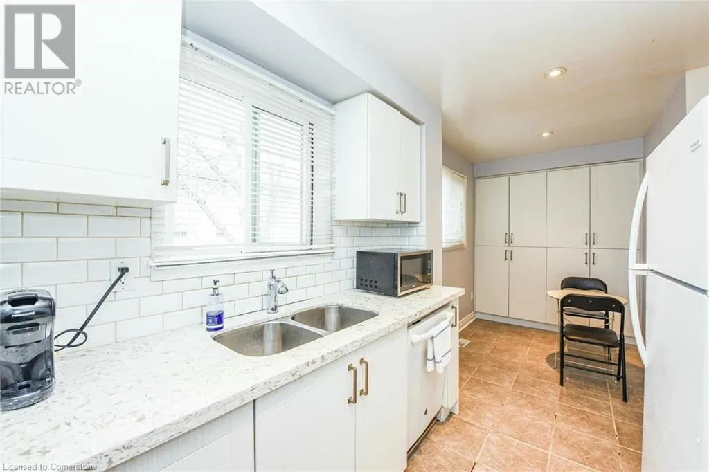 47 ELLIS Drive Unit# 47, #47