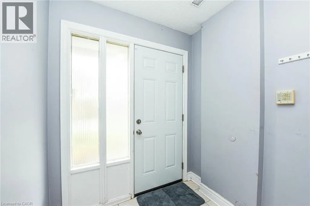 47 ELLIS Drive Unit# 47, #47