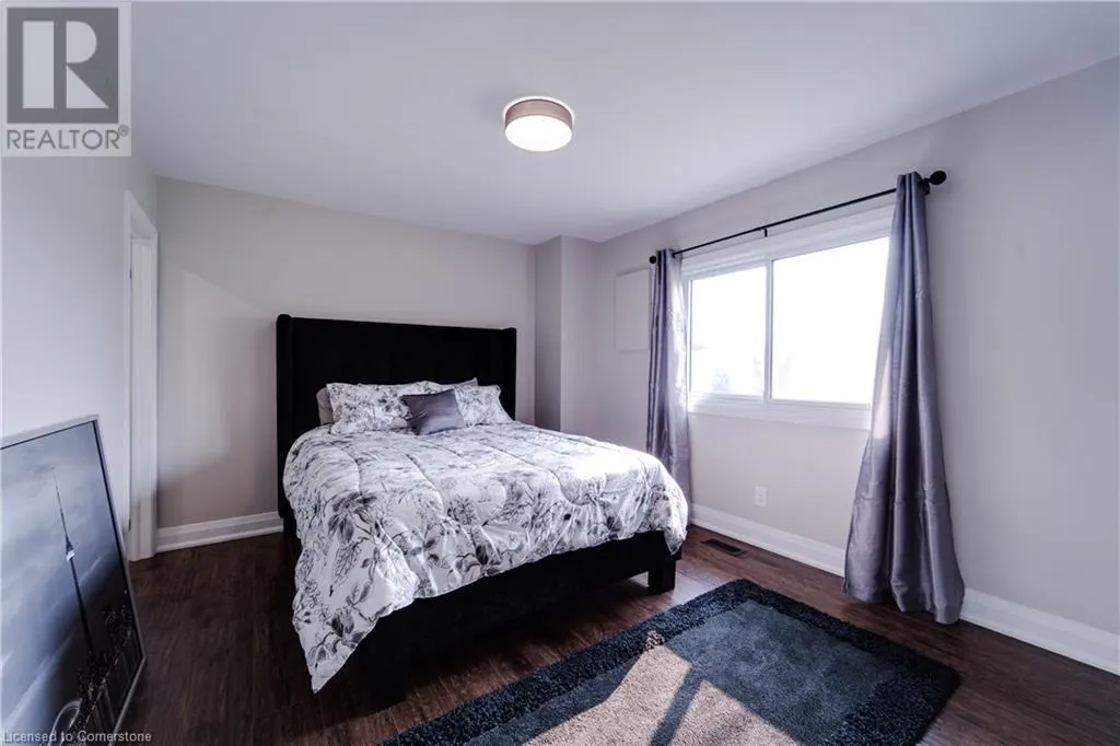 885 GLEN CEDAR Drive