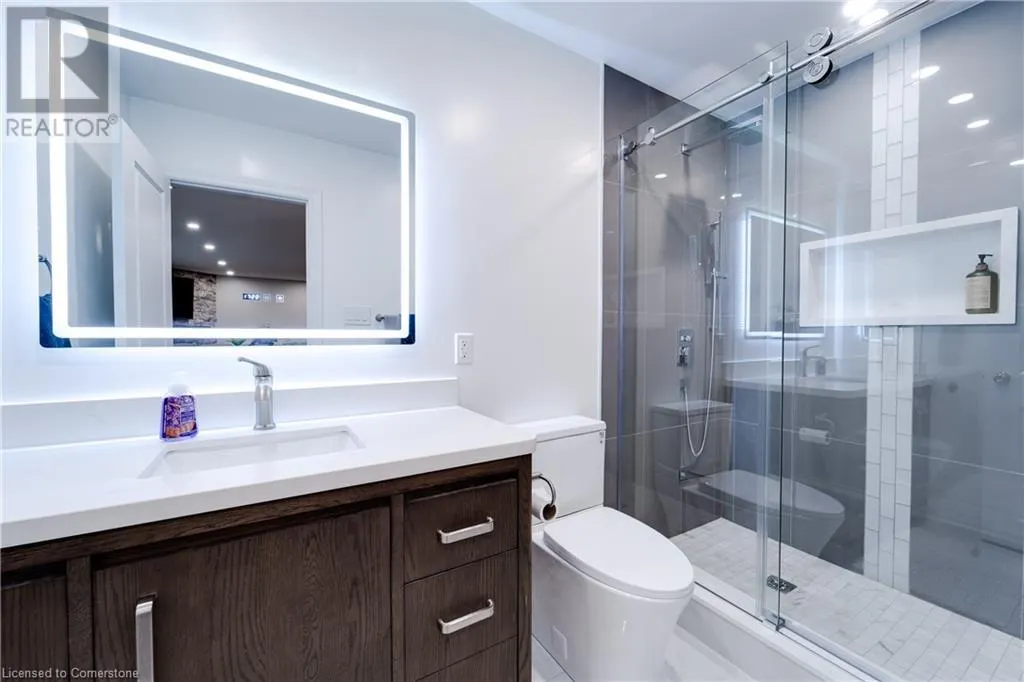 885 GLEN CEDAR Drive