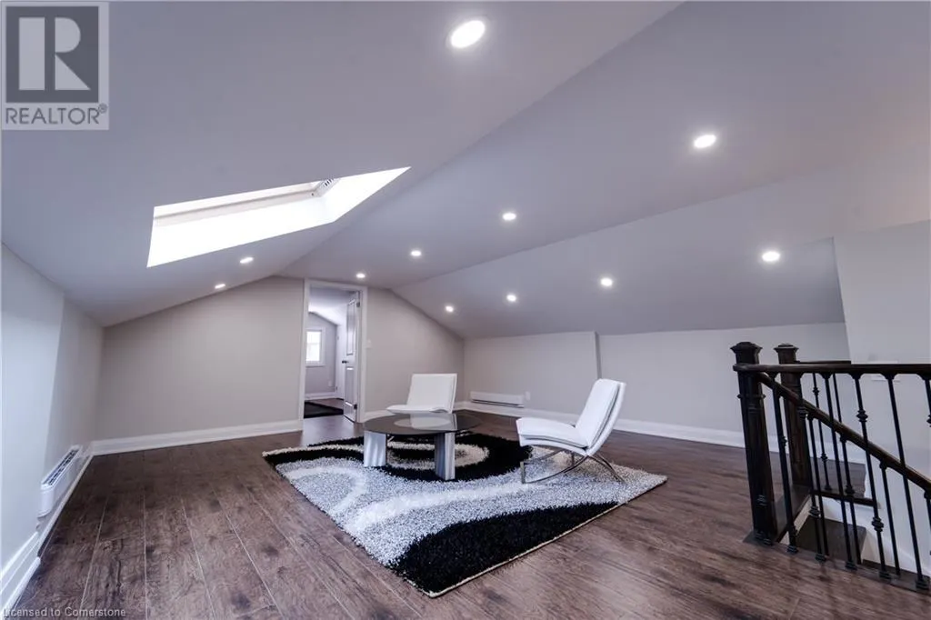 885 GLEN CEDAR Drive