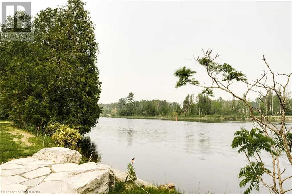 885 GLEN CEDAR Drive